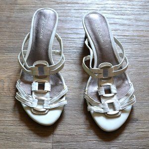 NWT Liz Claiborne 90's Y2K White Block Heeled Sandal Women Size 7